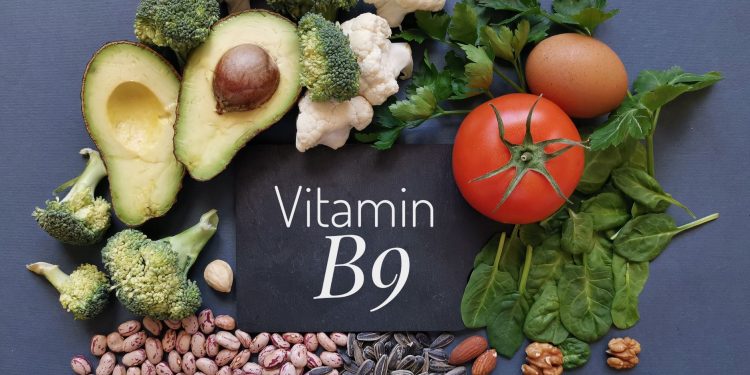 Why Vitamin B9 (Folate) Deserves a Spot in Your Skincare Routine 🌿✨